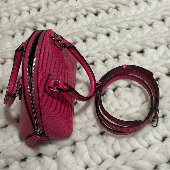 Sold - Picture 6 of 8